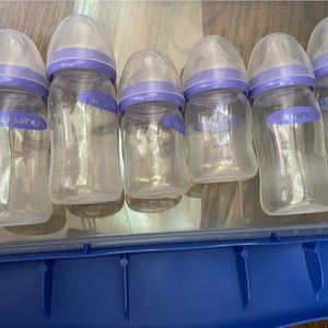 6 lansinoh bottles